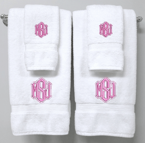 Set of 4 Pointed Monogramed Towels
